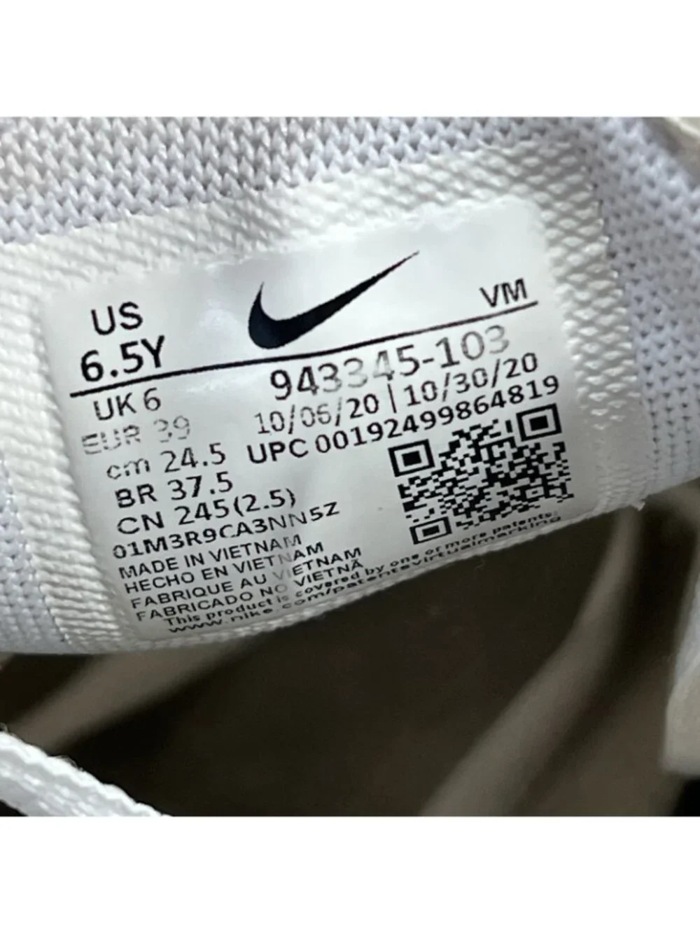 Nike Air Max 270 Women Size 8 Shoes 'Triple White' 943345-103